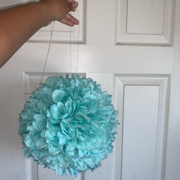 Decor - Picture 2 of 2